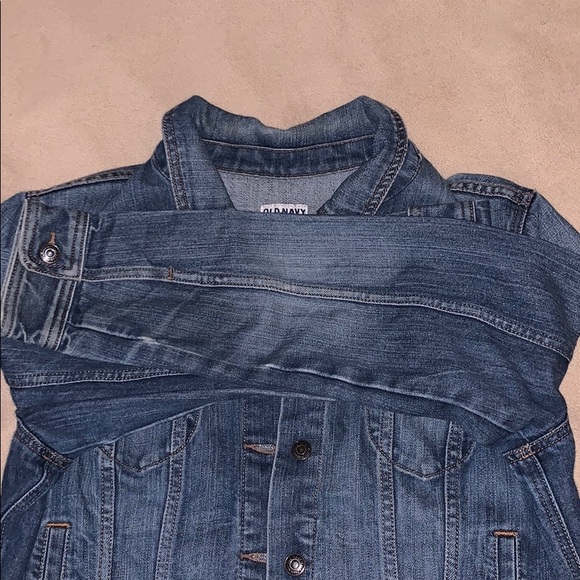 Jean jacket! - Picture 2 of 4